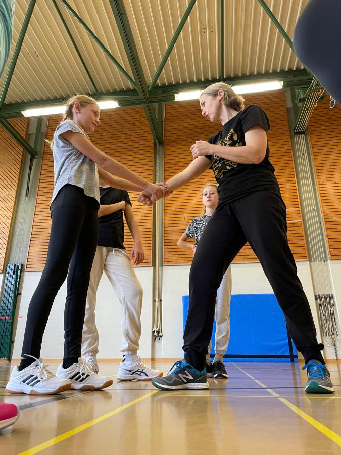 Selbstbehauptung und Selbstverteidigung